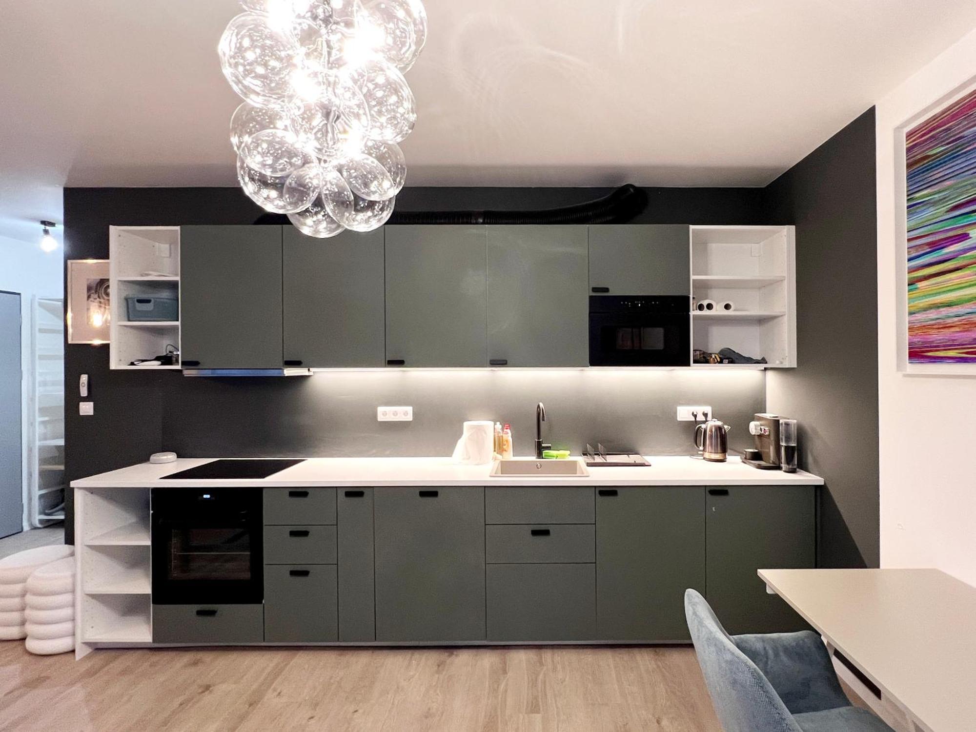 Skyline Flat Near Center By Richies * Bratislava